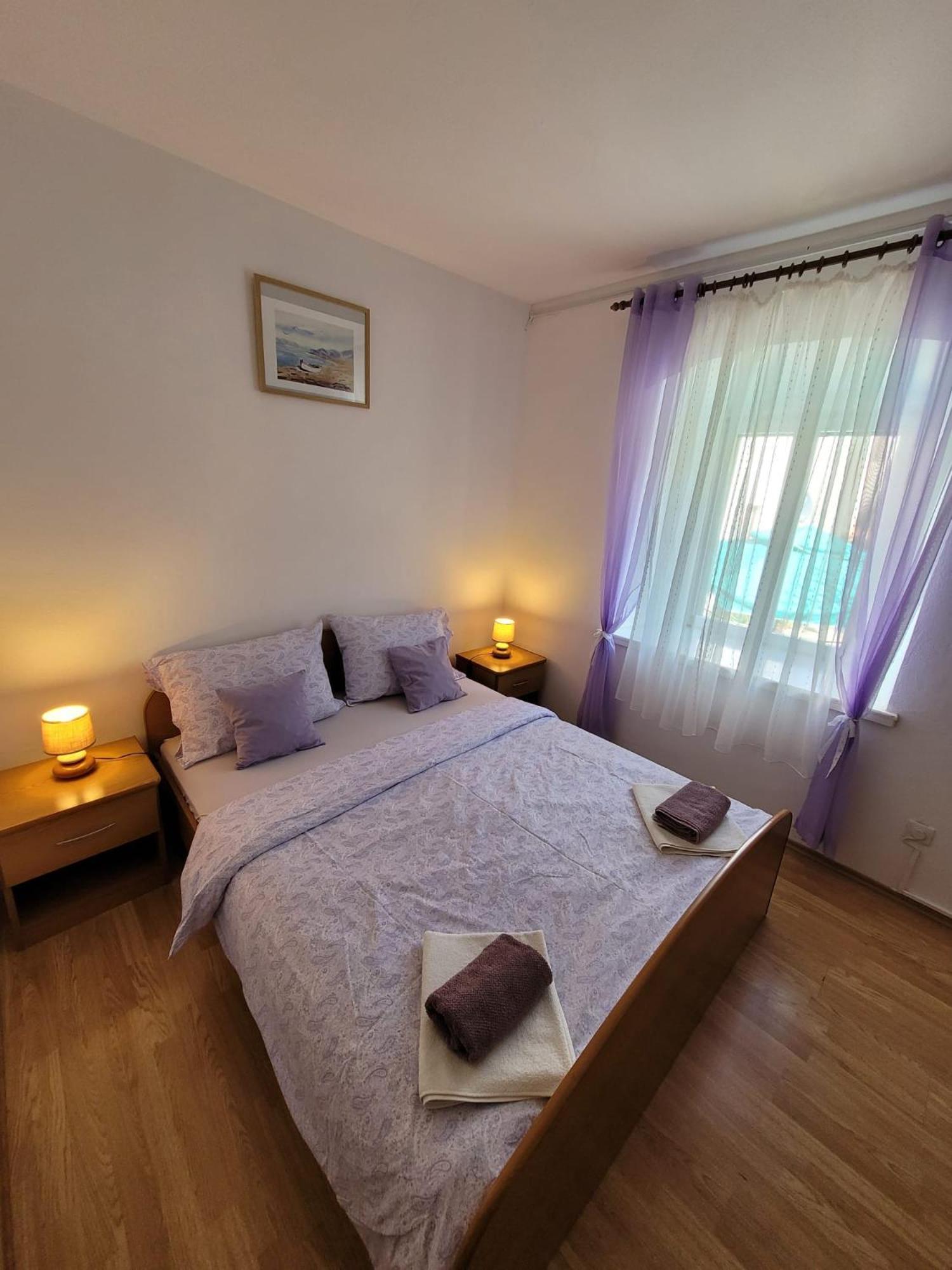 Malin Guesthouse Скрадин Екстериор снимка